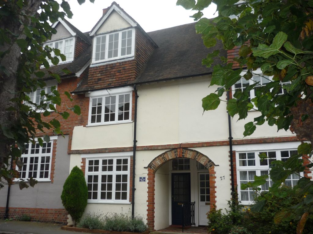 Example of 'Artisan' houses in Lime Tree Walk, Sevenoaks